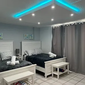  Apartment Isla Puerto Rico, Two Full Beds